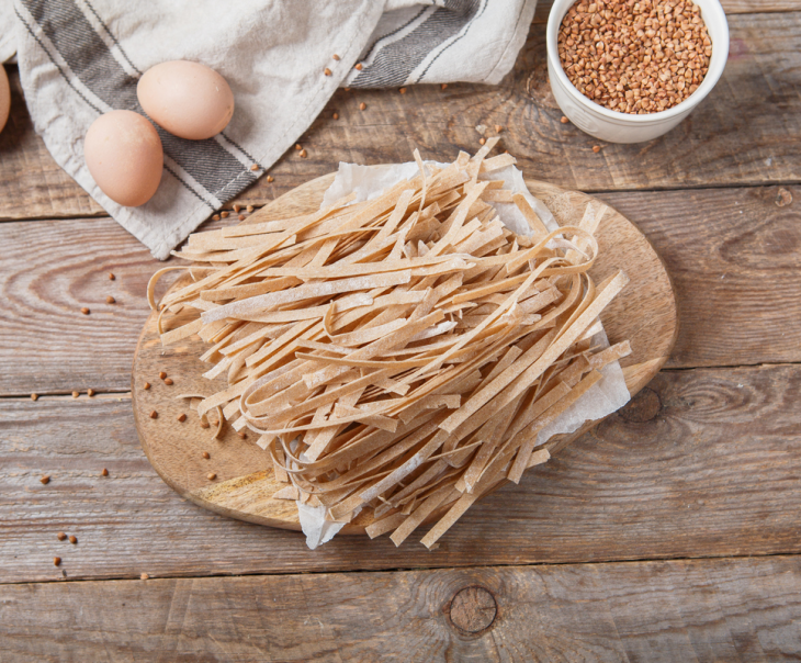 2245 Лапша "Домашняя" с гречневой мукой Вкусляндия 