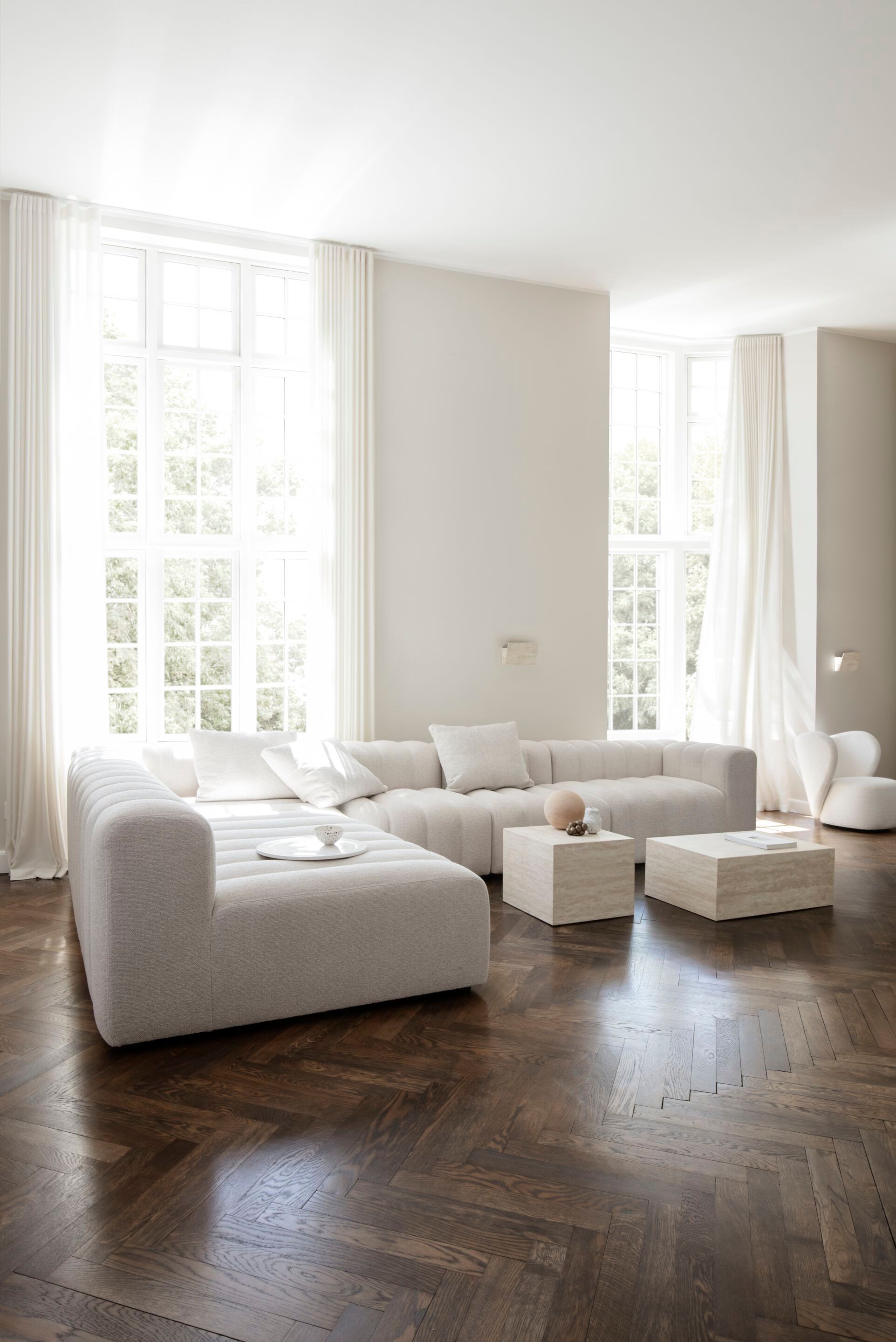 Кресло для гостиной с подлокотниками NORR11 STUDIO LOUNGE MEDIUM ARCH-00043396 - Вид №4