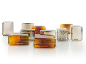 Журнальный столик из дутого стекла