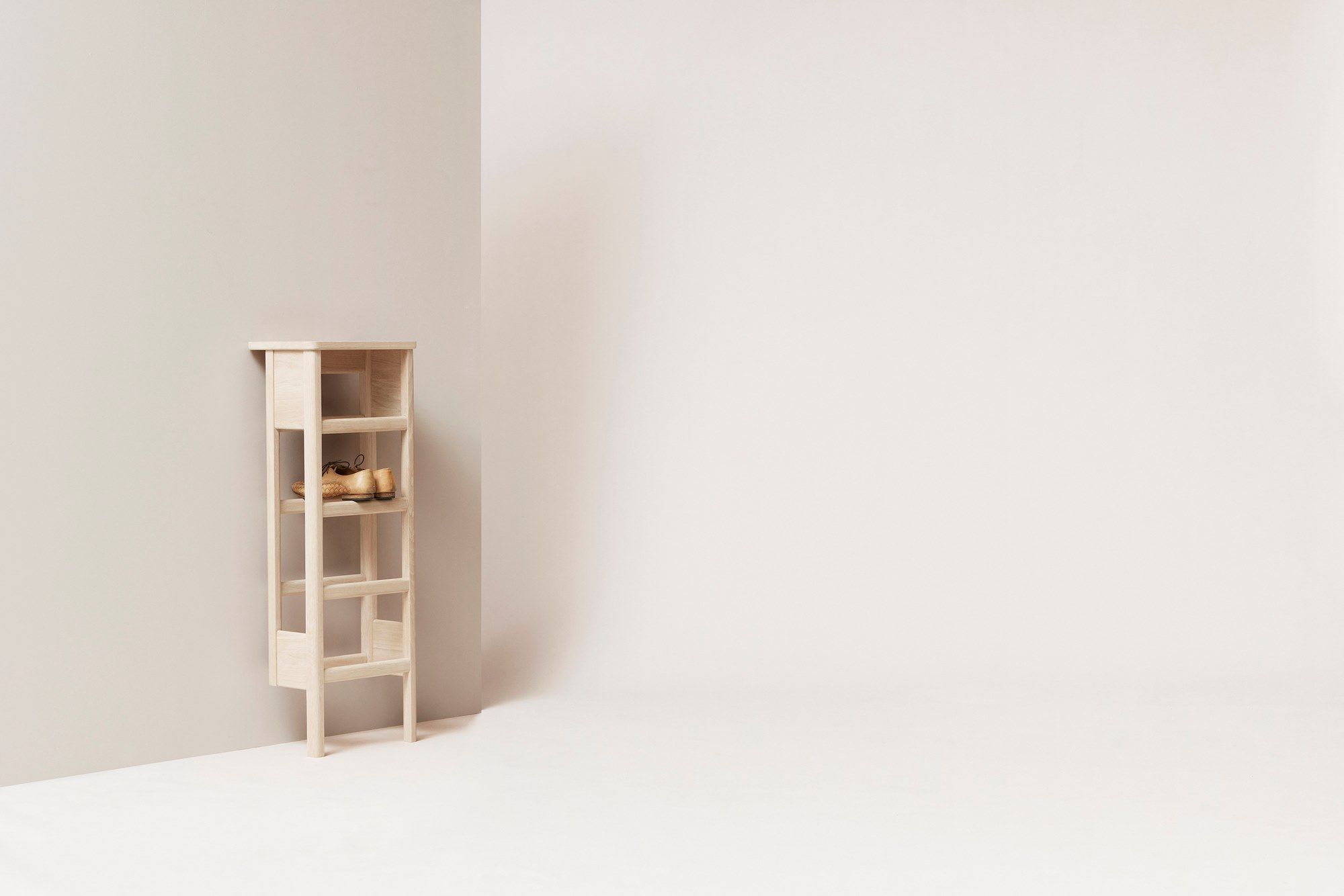 Стойка для обуви из дуба Form & Refine Линия A ARCH-00069501 - Вид №11