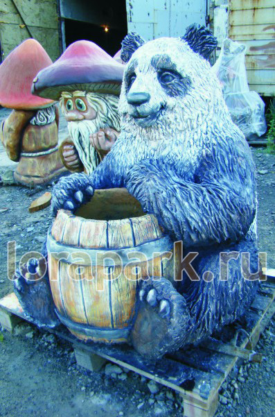 PB101-SB.J ПАНДА с бочонком, скульптура (бетон, лепка) LAB.Space  - Вид №1