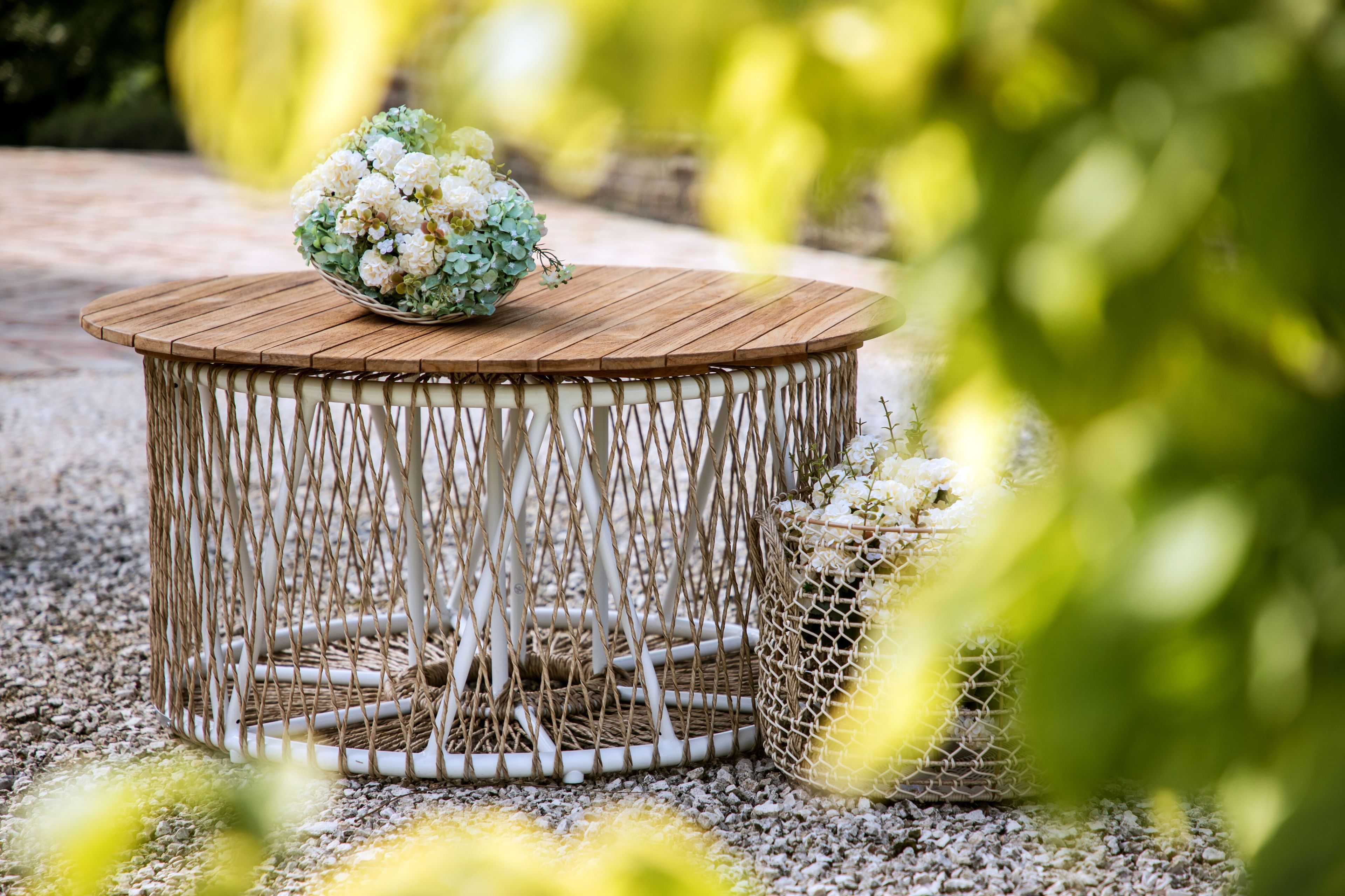 Садовый журнальный столик из синтетического волокна cbdesign коктейль ARCH-00098551 - Вид №1