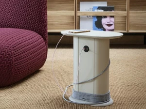 Miniforms Овальный металлический журнальный столик с разъемом usb