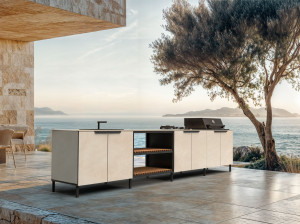 Открытая кухня с барбекю, раковиной, шкафом и 2 горелками