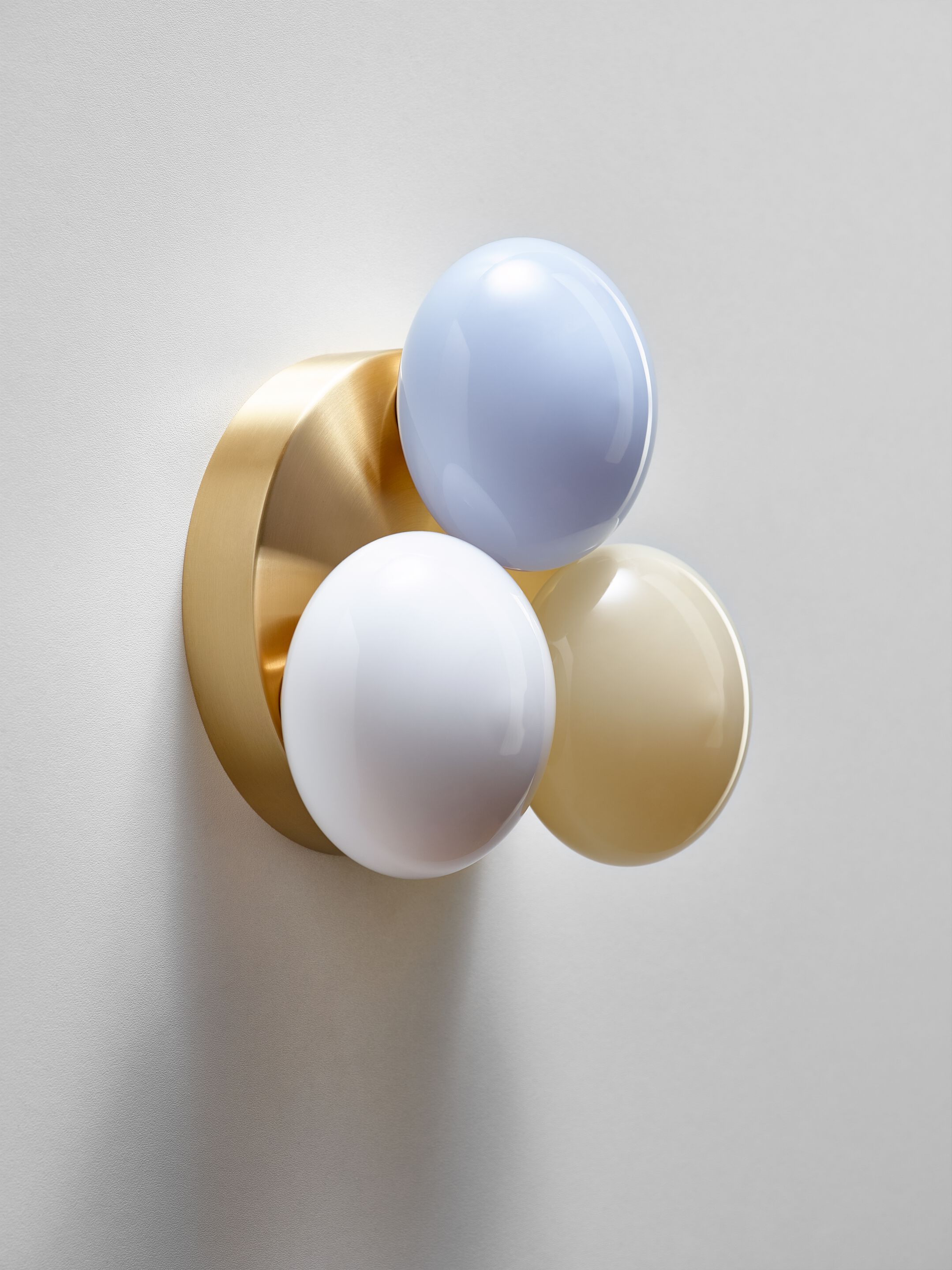 Светодиодный настенный светильник из дутого стекла и латуни SkLO DOT 3X ARCH-00061580 - Вид №3