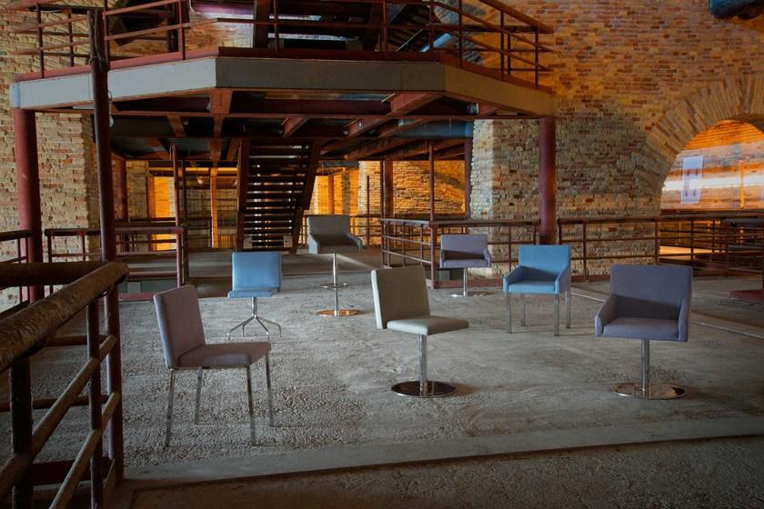 Domingo Salotti Кресло с обивкой по контракту Kelly sun-id-1350176 - Вид №3