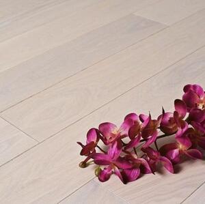 Паркетная доска Amber Wood Белая Ночь Ясень Натур (Гладкая) 1860х189 мм.