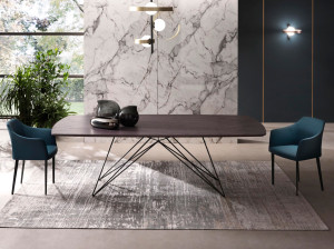 Фиксированный и выдвижной стол с деревянной столешницей