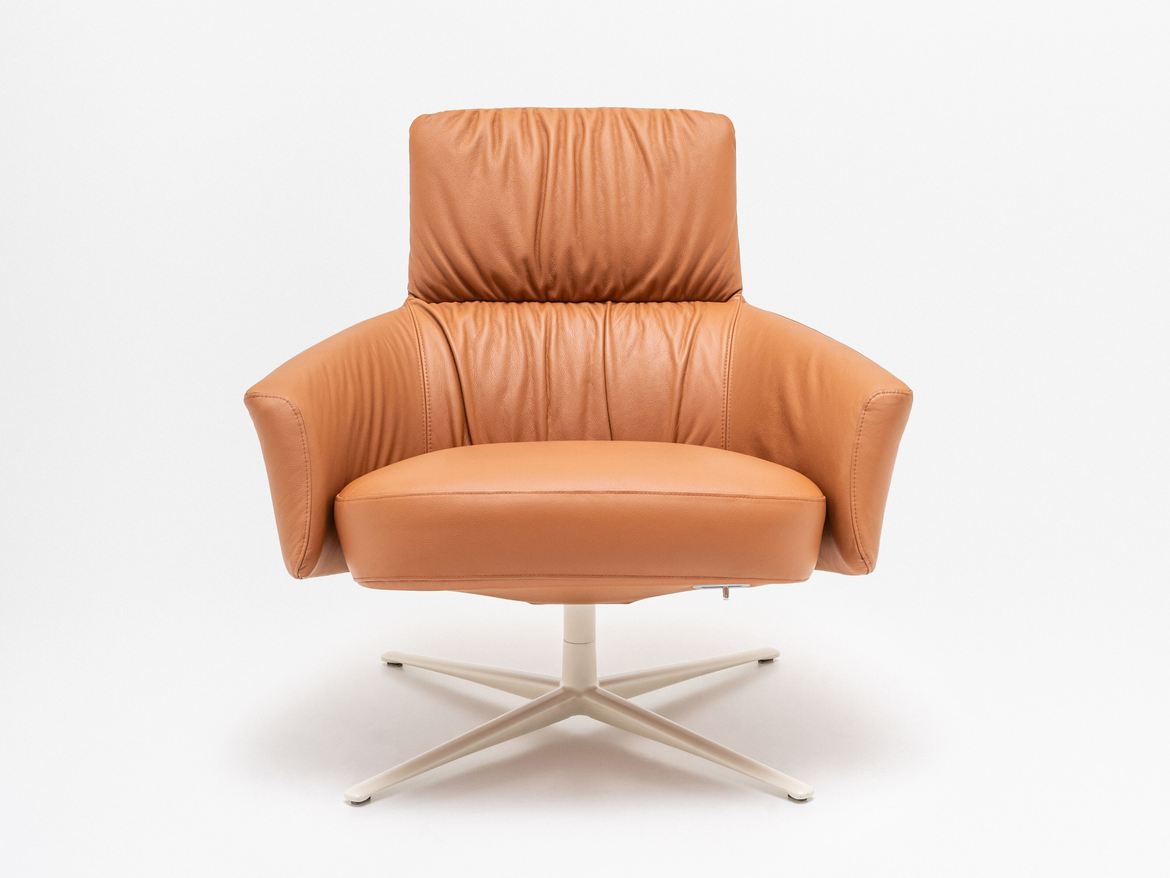 Кожаное кресло с подлокотниками MDD TORO ARCH-00035448