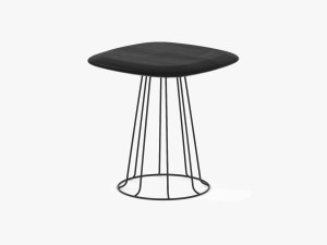 Квадратный журнальный столик из массива дерева