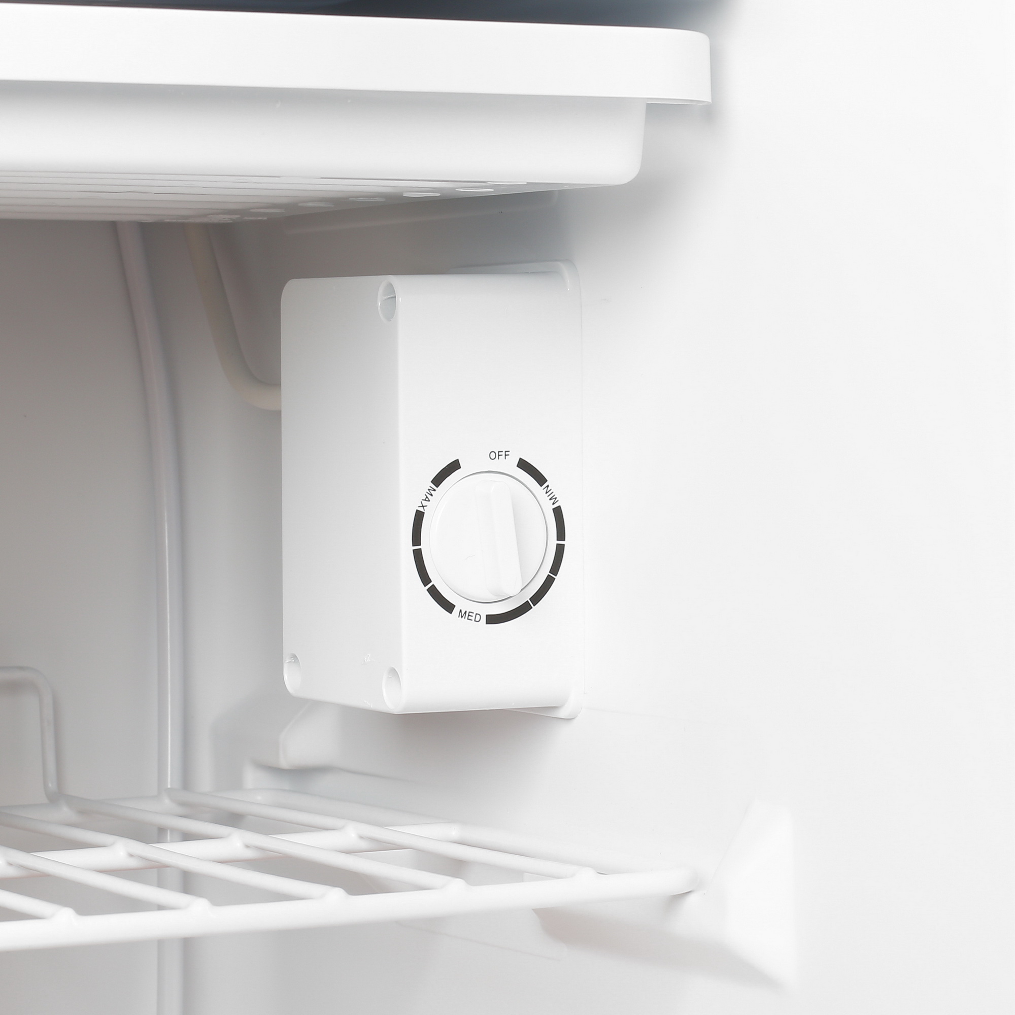 8189671 Холодильник компактный   Бирюса M90 серебристый STDN-0090290 - Вид №9