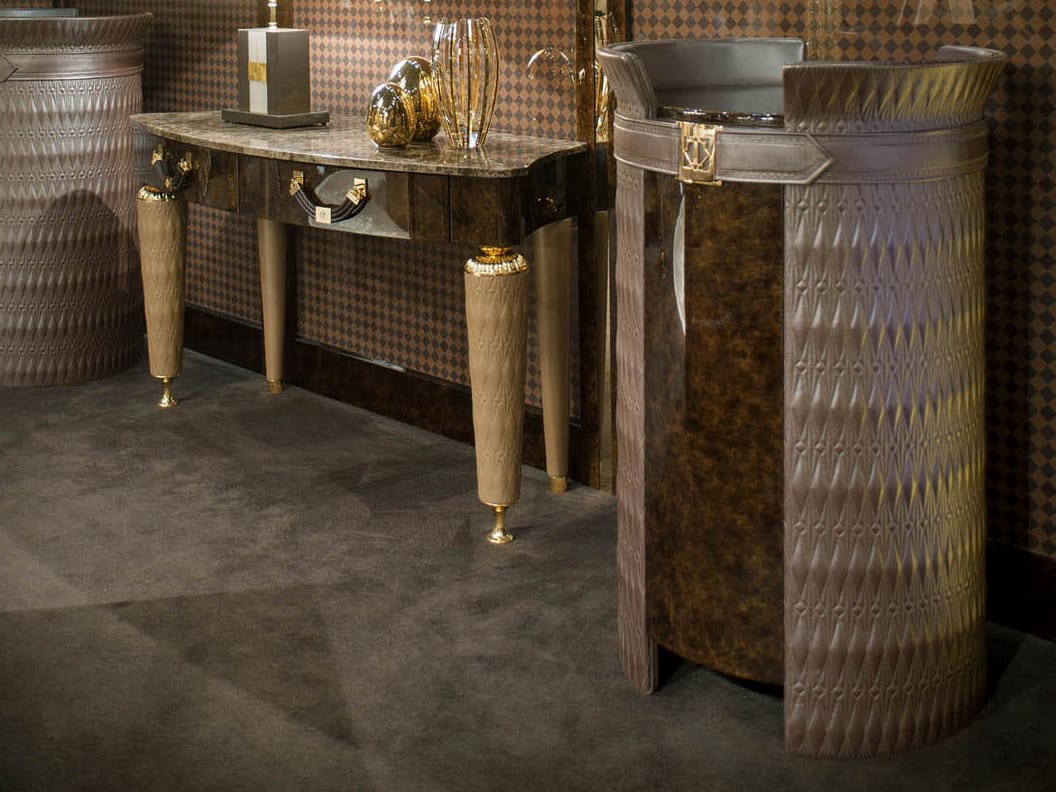 Деревянный пьедестал Turri номер три ARCH-00103189 - Вид №1