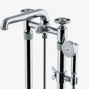 RWXT60 Напольный наполнитель для открытых ванн RW Atlas с ручным душем и ручками для колес Waterworks