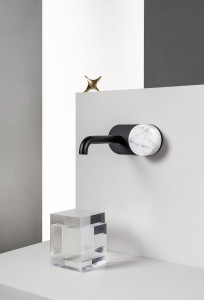 Латунный смеситель для раковины с 2 отверстиями