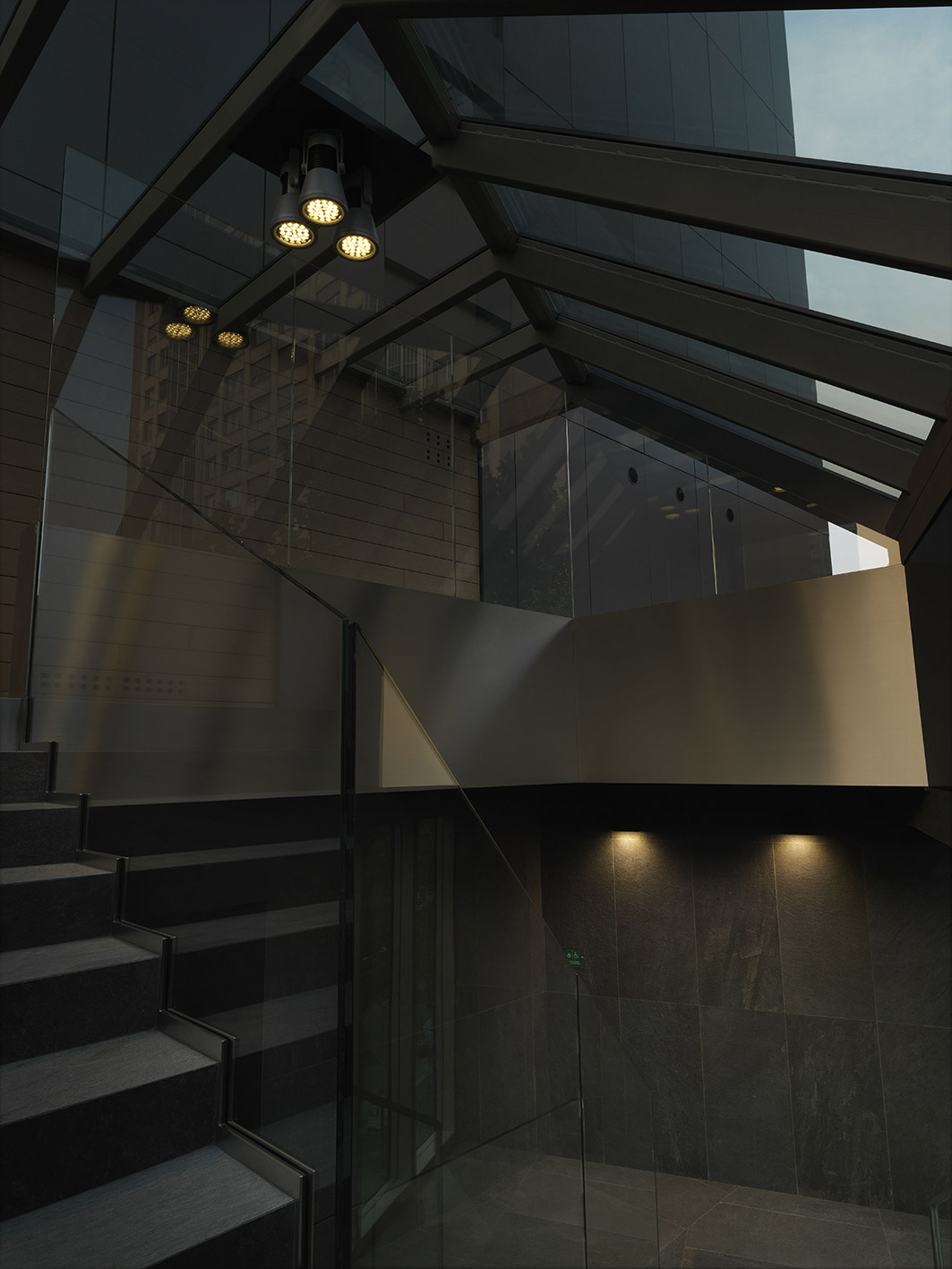 8322508 Проектор Platek SPRING Proiettore  SPRING Floodlight - 24 LED RGBW 45°  - Вид №13