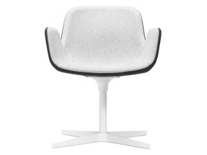 Мягкий стул с подлокотниками