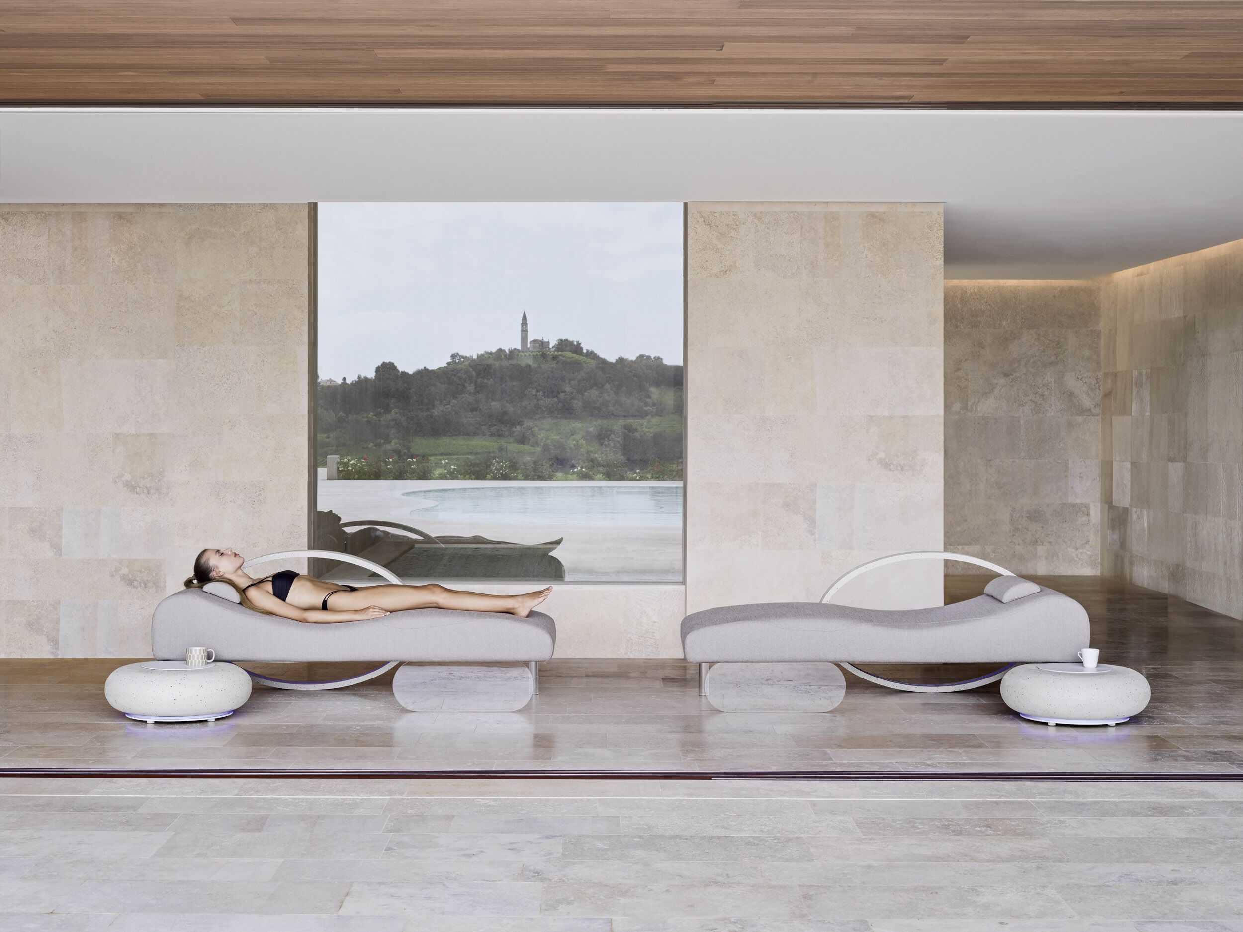 Фиксированная тканевая кровать с хромотерапией Varaschin WELLNESS THERAPY ARCH-00063555 - Вид №1