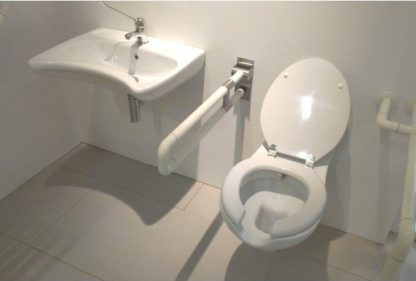 BD060-00CB00E-0000 Раковина для инвалидов 50*60 Creavit  - Вид №2