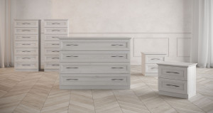 Деревянный комод