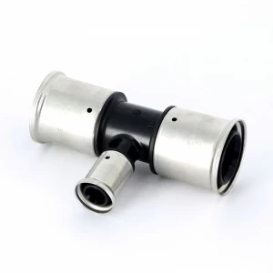 Тройник пресс PVDF HENCO 40х20х40