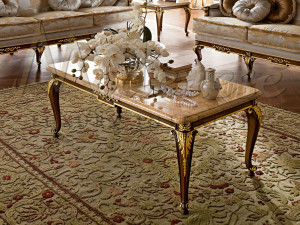 Прямоугольный низкий журнальный столик