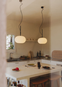 Подвесной светильник из дутого стекла