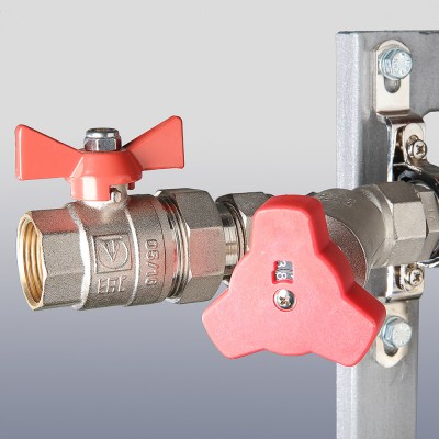 VT.GPR.06S04.R3 Узел этажный для поквартирного учета тепловой энергии с перепускным клапаном Valtec 1", 3 вых., ввод справа  - Вид №6