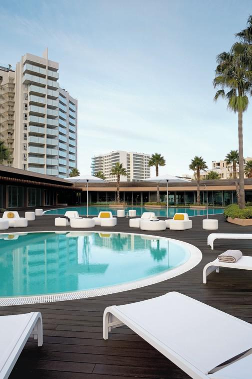 Правое угловое сиденье морская кожа белого цвета Manutti Moon Island MNST423 - Вид №13