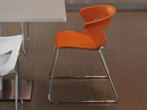 Kastel Штабелируемый пластиковый стул с санками Kicca
