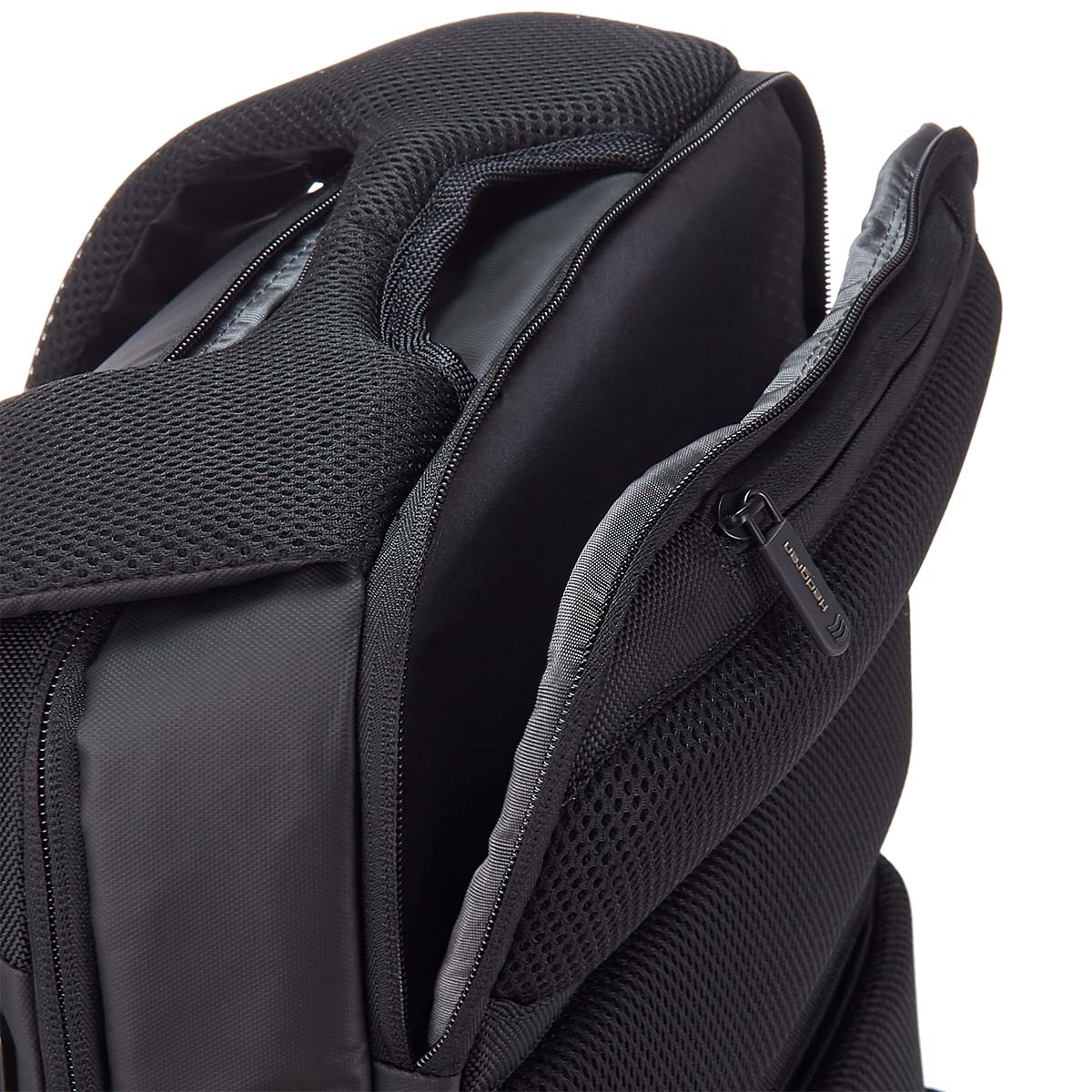 HCOM05/003-01 Рюкзак HCOM05 Rail Backpack 15,6 RFID Hedgren Commute  - Вид №15