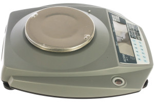 15942289 Счетные весы -1C-200 ACOM JW