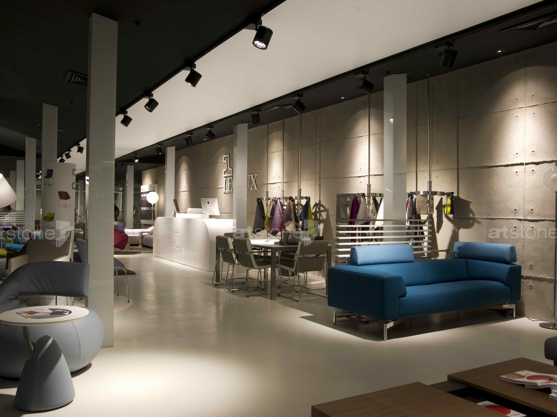 Трехмерная панель из стекловолокна для внутреннего / наружного применения с эффектом цемента Artstone Panel Systems HORMIGON ARCH-00063563 - Вид №1