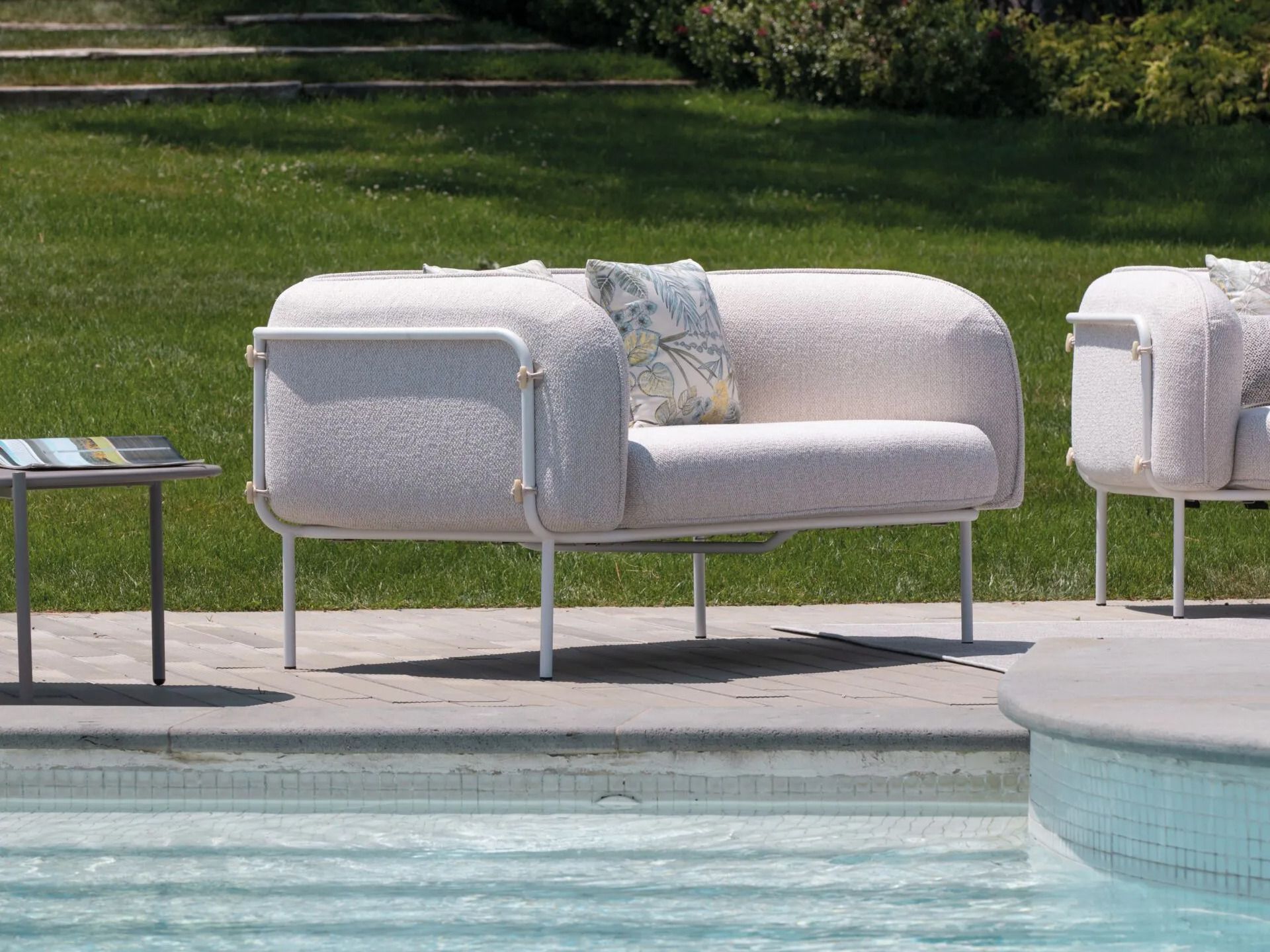 2-местный тканевый садовый диван Vermobil Alamari ARCH-00113811 - Вид №2