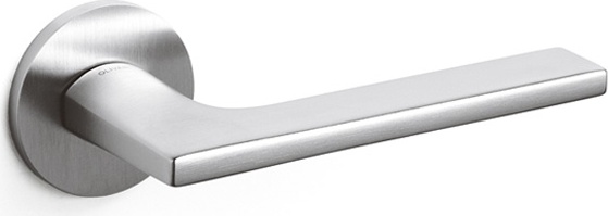 M238_CO Дверная ручка LOTUS OLIVARI 