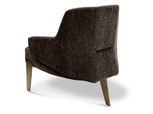 Кресло с подлокотниками