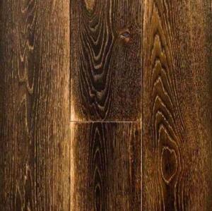 Инженерная доска Siberian Floors Винтаж 2 Тюдор Осветленный Лак Уф Дуб Селект с брашью (Текстурированная) 500-2300х150 мм.