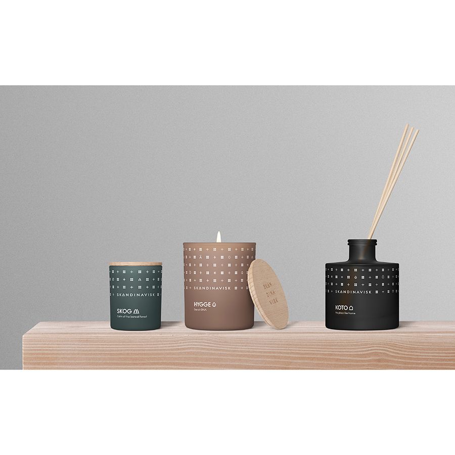 SK20109 Свеча ароматическая hygge с крышкой, 200 г (новая) S K A N D I N A V I S K  - Вид №5