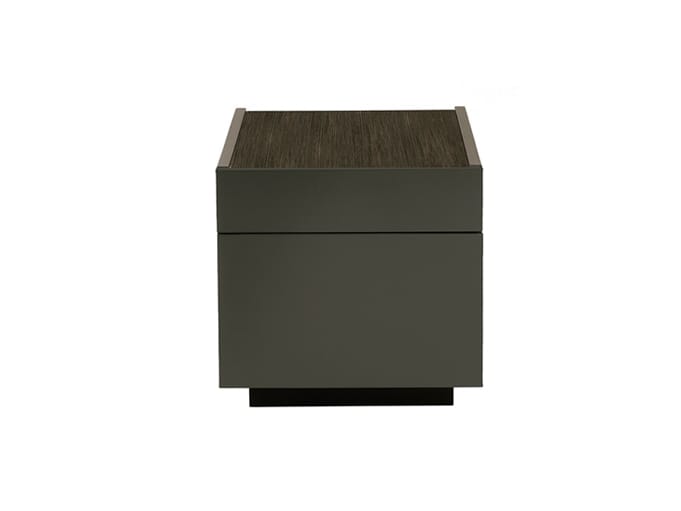 Деревянный низкий офисный шкаф Poltrona Frau офис-системы управления ARCH-00111452