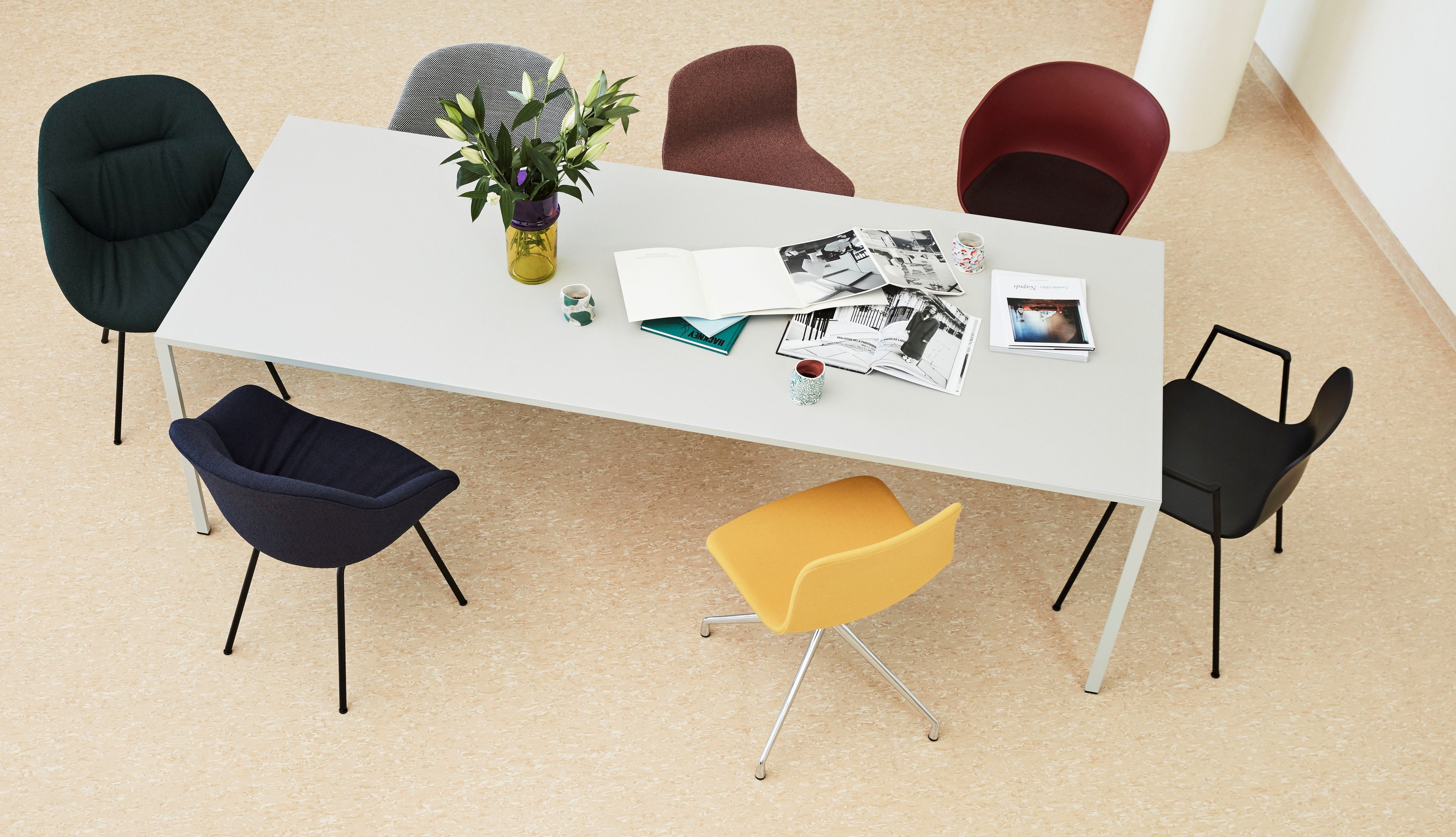 Прямоугольный алюминиевый стол с линолеумом Hay New Order ARCH-00085135 - Вид №1