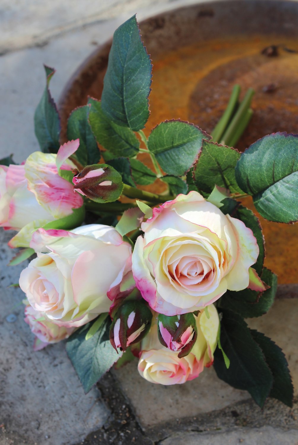 2607 753 a3 Искусственный букет роз, 7-цветков, 28 см, бежево-абрикосовый H-andreas  - Вид №1