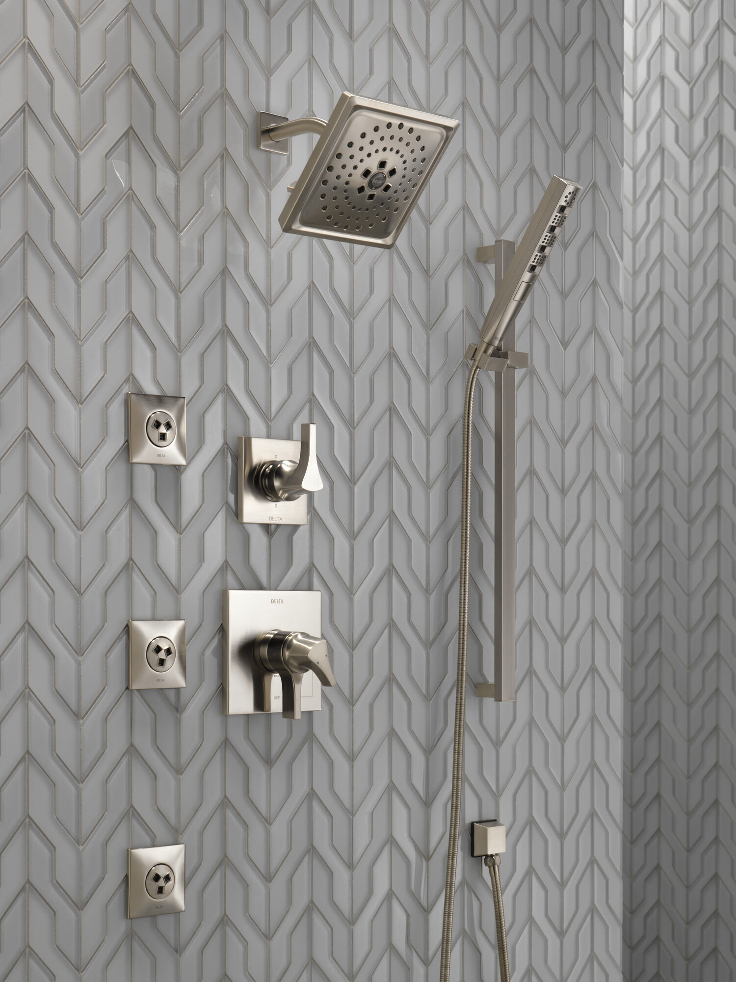 Квадратный спрей для тела HydraChoice® Square Body Spray Trim Delta Faucet T50210-SS - Вид №37