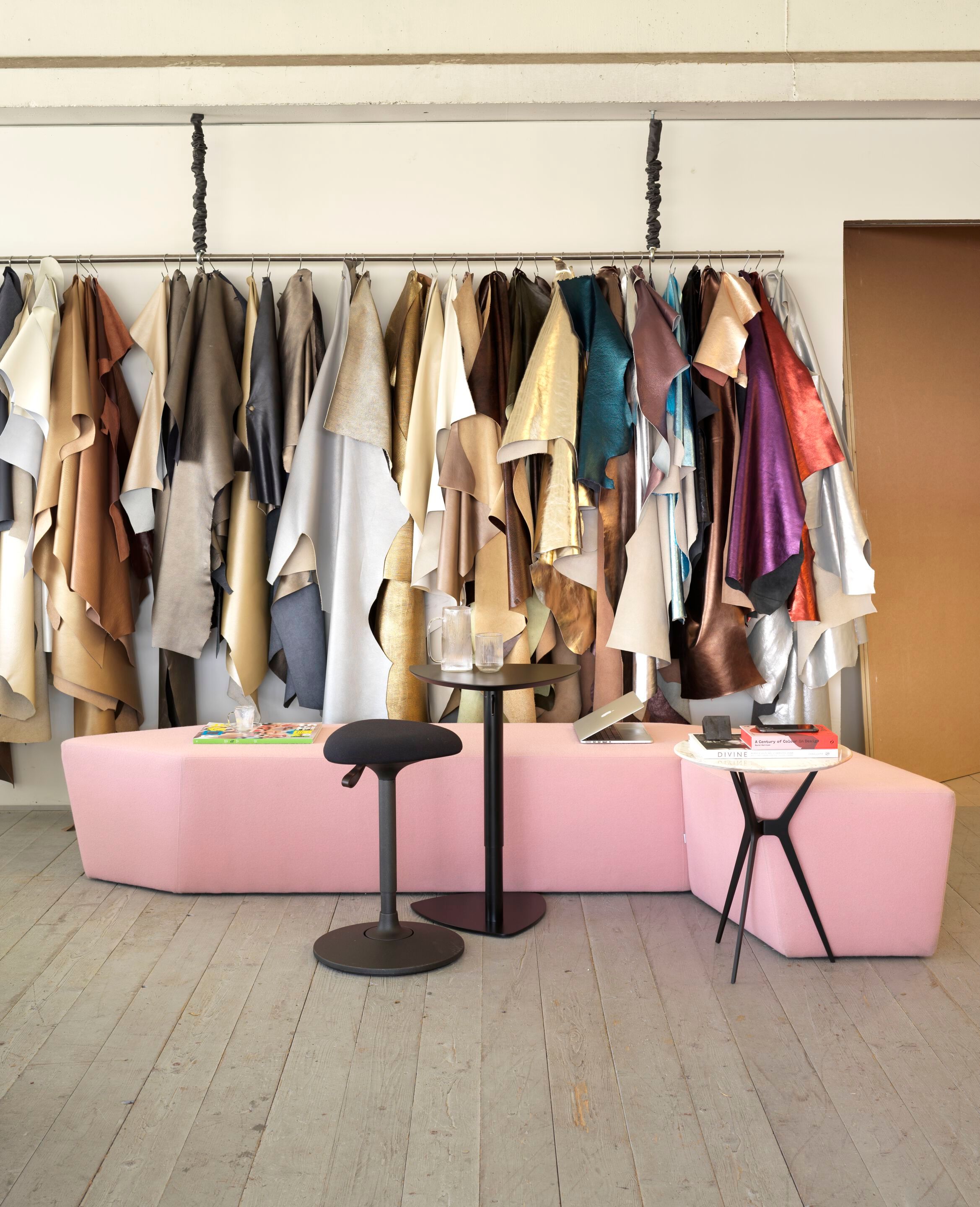 Мягкая скамейка из ткани SITIA Rocks ARCH-00135787 - Вид №11