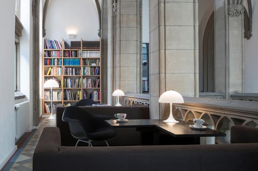 Louis Poulsen Светодиодная настольная лампа Panthella sun-id-1447261 - Вид №4