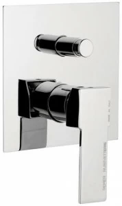 Remer Rubinetterie Смеситель для душа с переключателем Qubika Q09