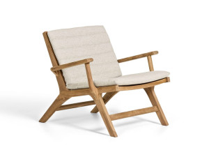 ТИК и веревочный садовый стул с подлокотниками