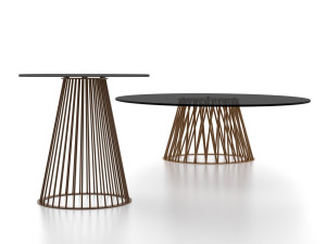 Журнальный столик с металлическим основанием