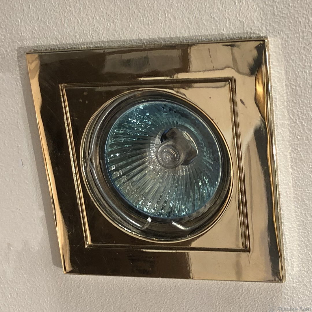 Oscaluz 0303-00-00-O встраиваемый потолочный SQUARE 56584