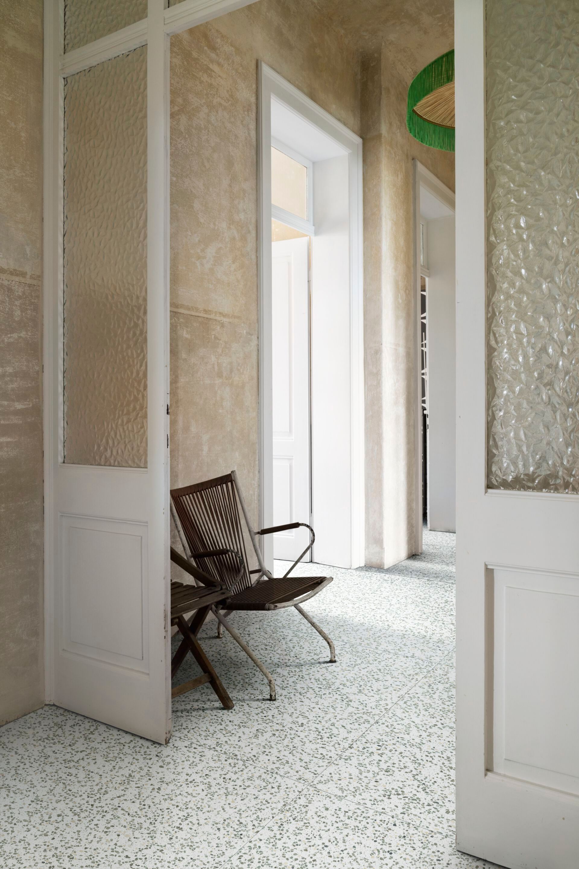 Настил / напольное покрытие из керамогранита с эффектом Венецианского терраццо MARAZZI фрагмент ARCH-00083988 - Вид №2