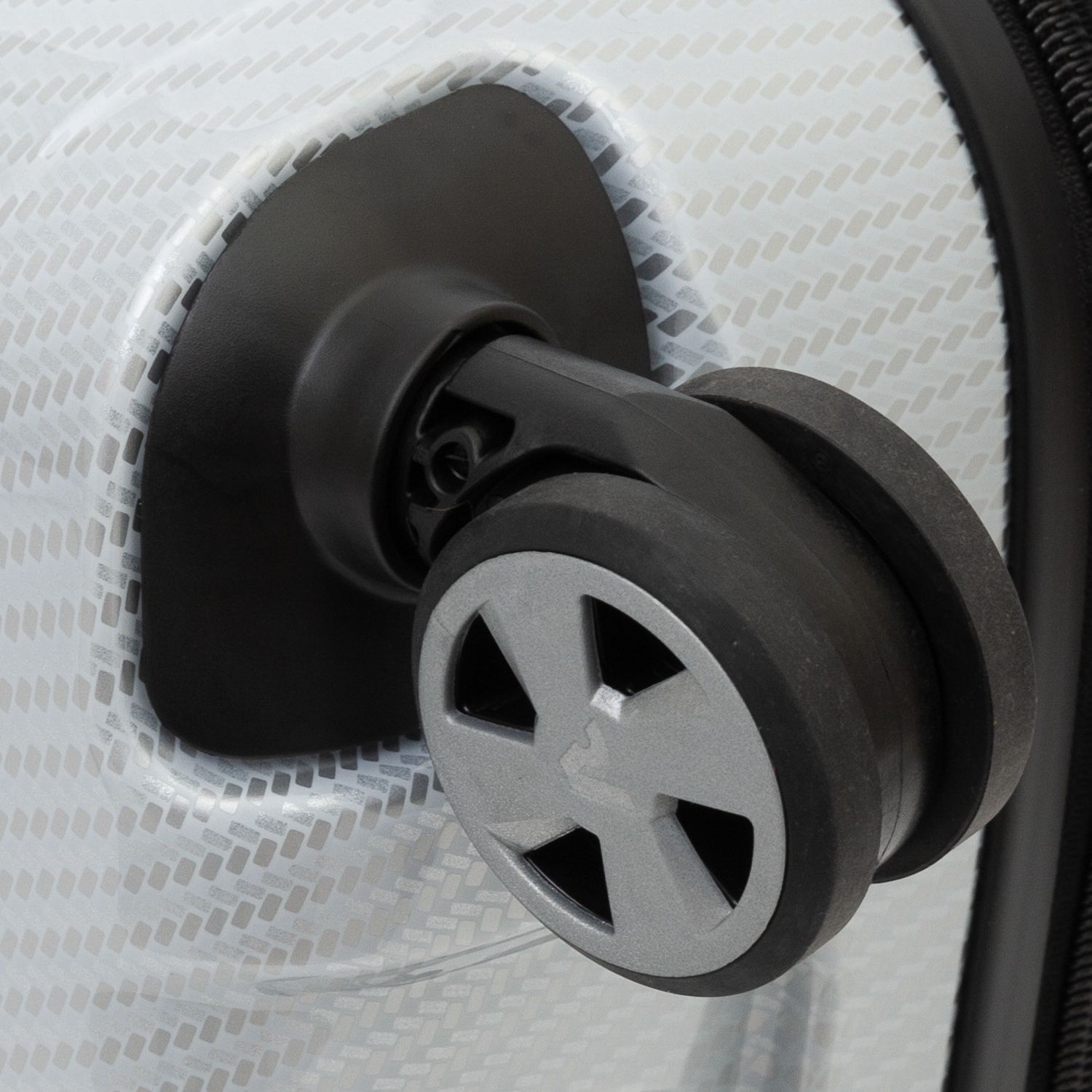 5175-0190 Чемодан 5175 Trolley M Roncato Uno ZSL Premium Carbon  - Вид №3