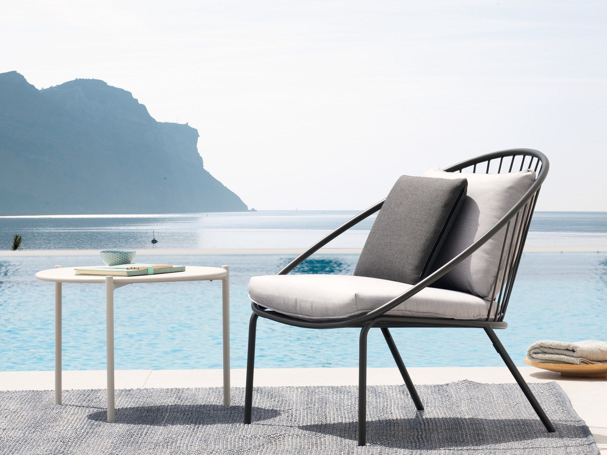 Алюминиевый круглый журнальный столик Vermobil воздух ARCH-00113654 - Вид №4